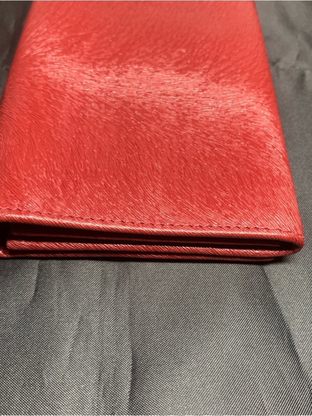 Fendi Red Wallet with Gold Logo - Picture 14 of 17